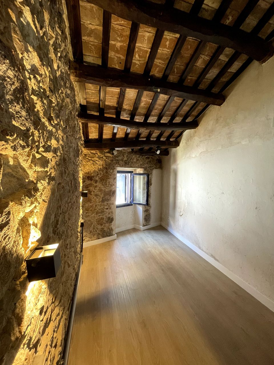 Rehabilitación integral de vivienda en Tossa de Mar - imagen 3